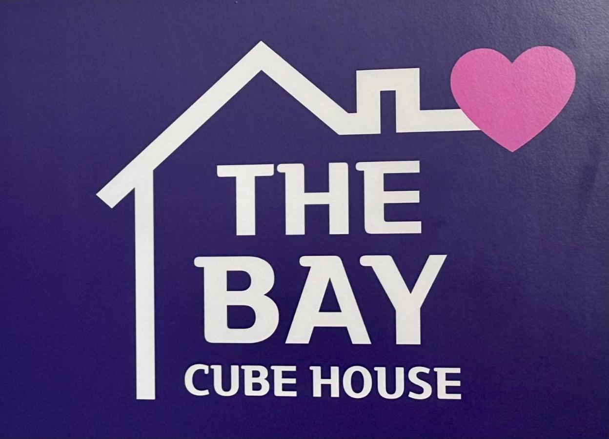 Готель The Bay Cube House Female Only Guri Екстер'єр фото